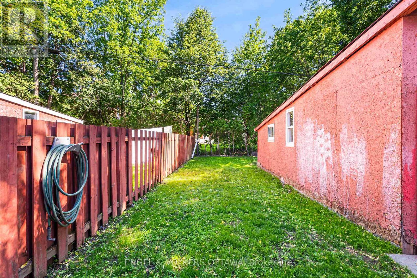 1402 Kilborn Avenue, Ottawa, Ontario  K1H 6L8 - Photo 33 - X13437940