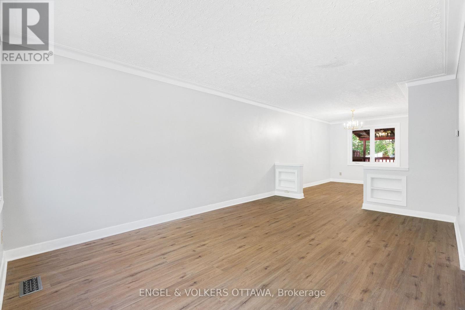1402 Kilborn Avenue, Ottawa, Ontario  K1H 6L8 - Photo 8 - X13437940