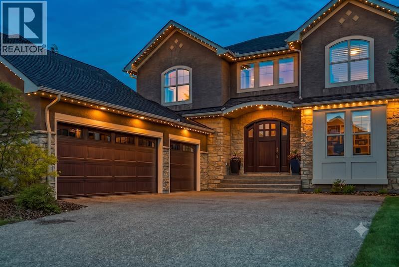 74 Discovery Ridge Heights SW, Calgary, Alberta