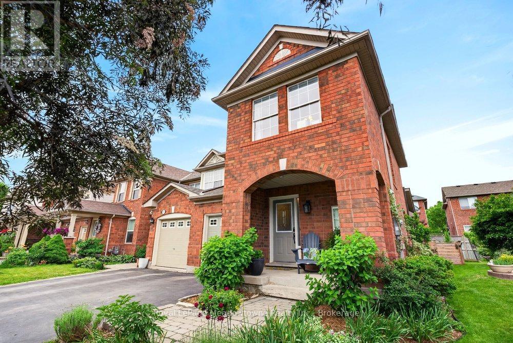 658 Porter Way, Milton, Ontario  L9T 5W2 - Photo 3 - W13437884