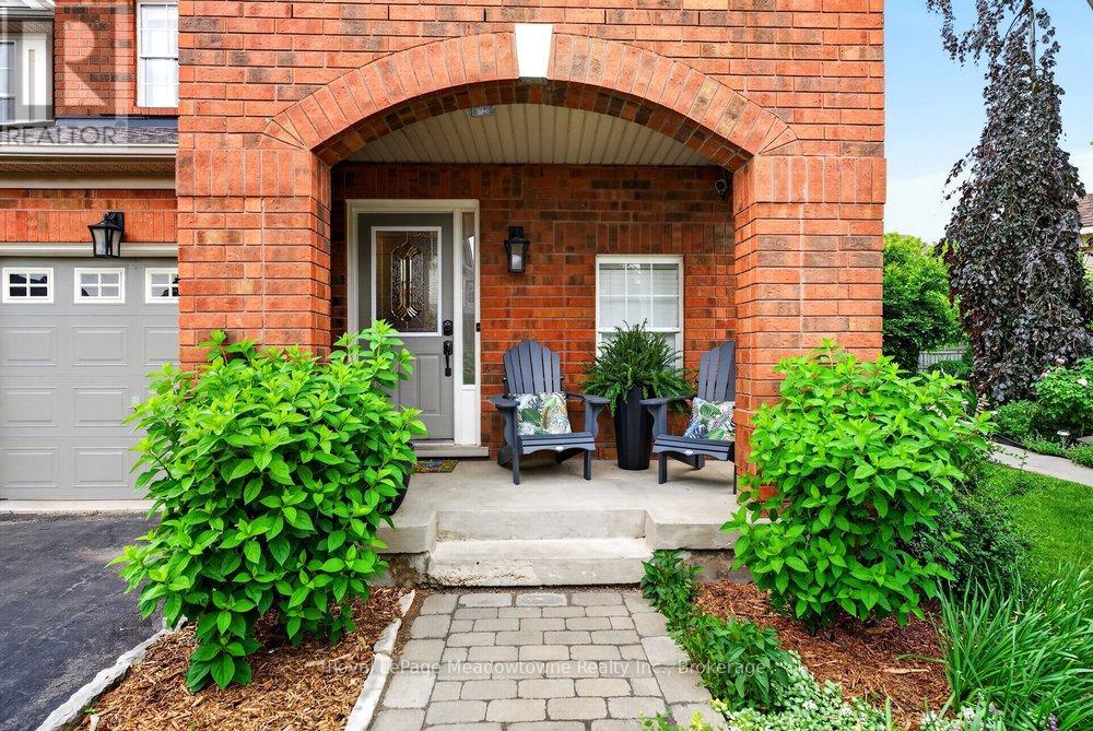 658 Porter Way, Milton, Ontario  L9T 5W2 - Photo 4 - W13437884