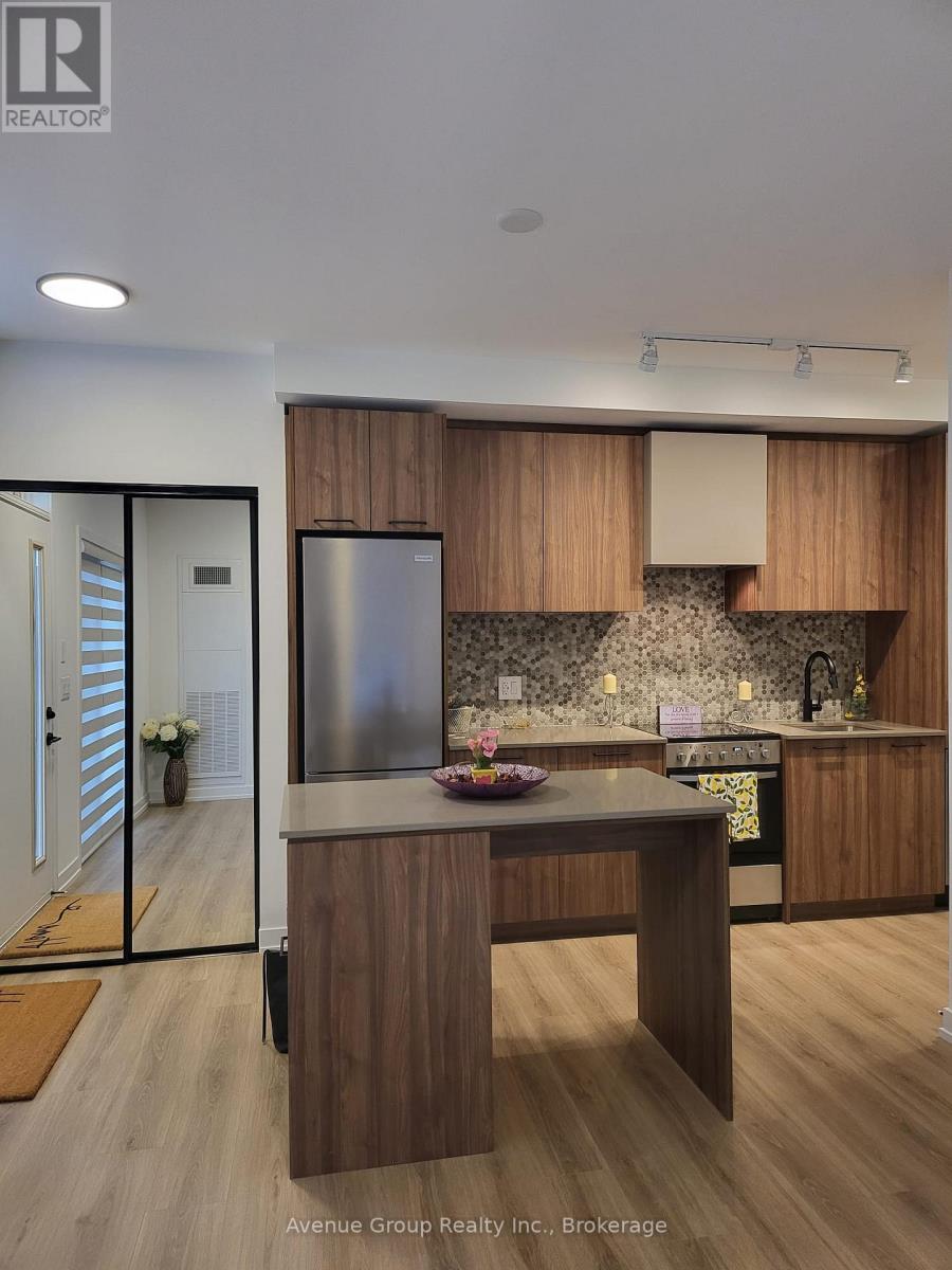B005 - 20 Lagerfeld Drive, Brampton, Ontario  L7A 5L4 - Photo 3 - W13437494