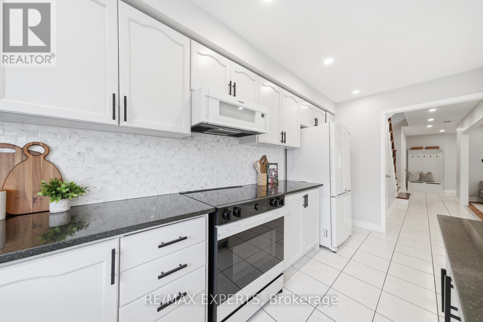 3138 Wheatstone Avenue, Mississauga, Ontario  L5B 4J1 - Photo 14 - W13437536