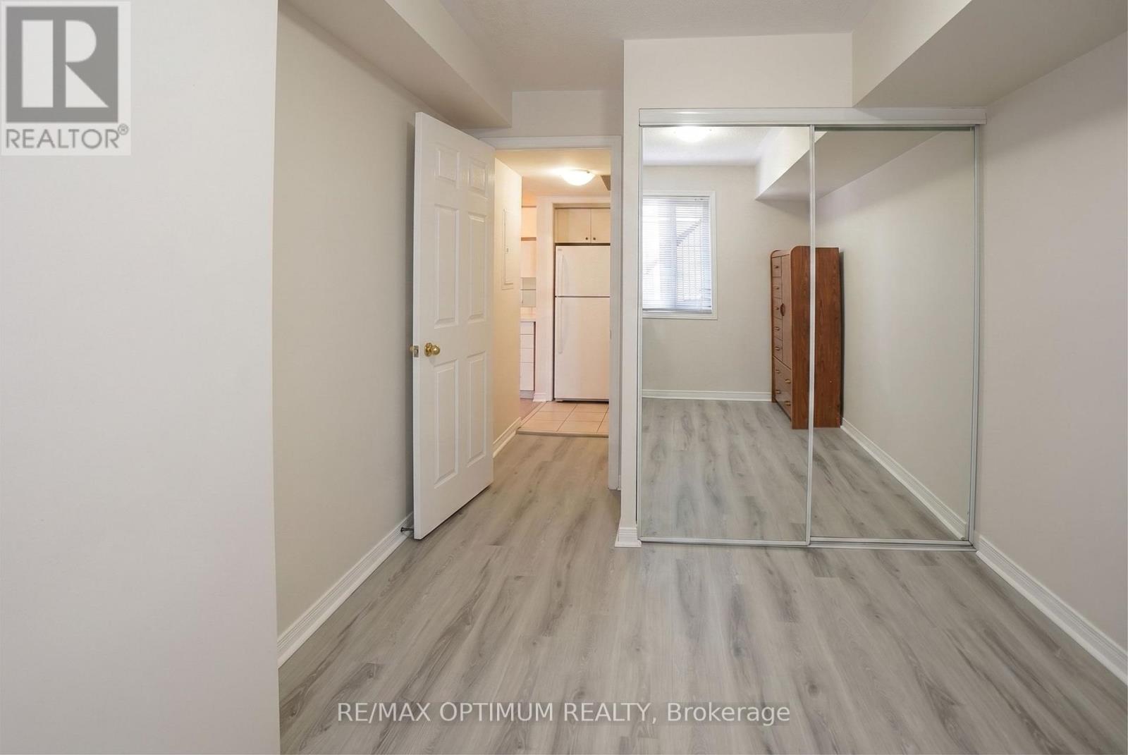 29 - 4620 Guildwood Way, Mississauga, Ontario  L5R 4H4 - Photo 4 - W13437538