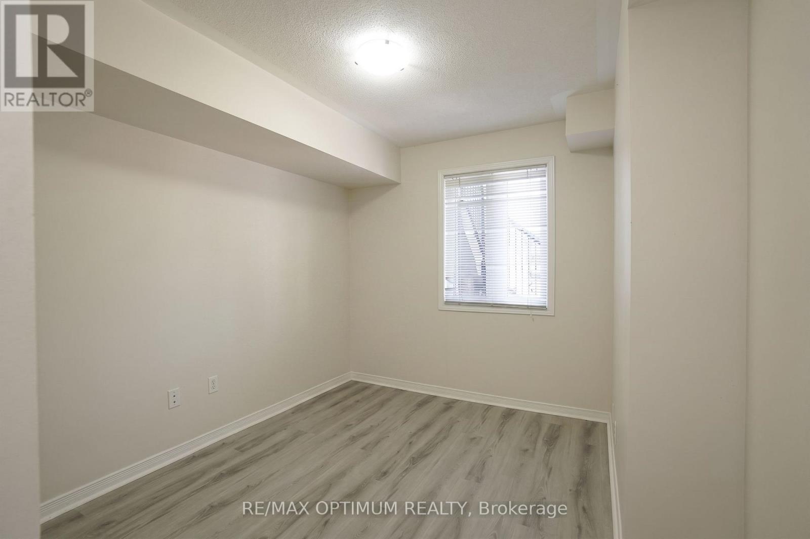 29 - 4620 Guildwood Way, Mississauga, Ontario  L5R 4H4 - Photo 5 - W13437538