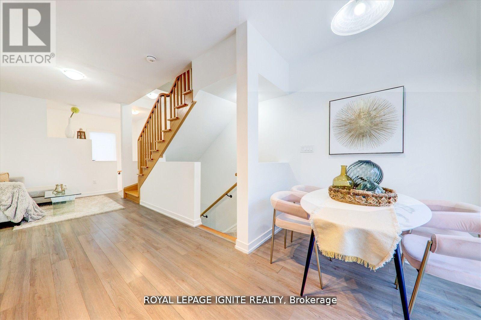 167 Downsview Park Boulevard, Toronto, Ontario  M3K 0C8 - Photo 10 - W13437570