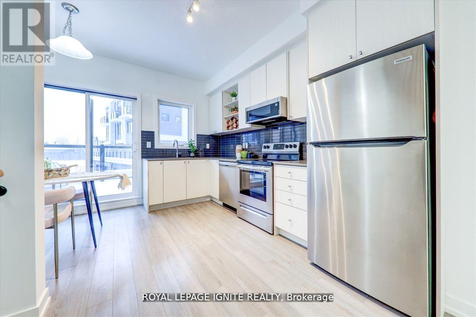 167 Downsview Park Boulevard, Toronto, Ontario  M3K 0C8 - Photo 7 - W13437570