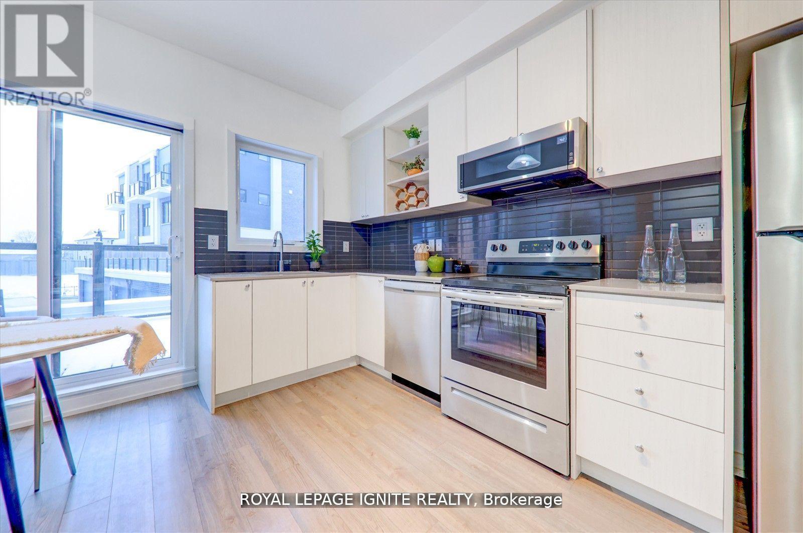 167 Downsview Park Boulevard, Toronto, Ontario  M3K 0C8 - Photo 8 - W13437570