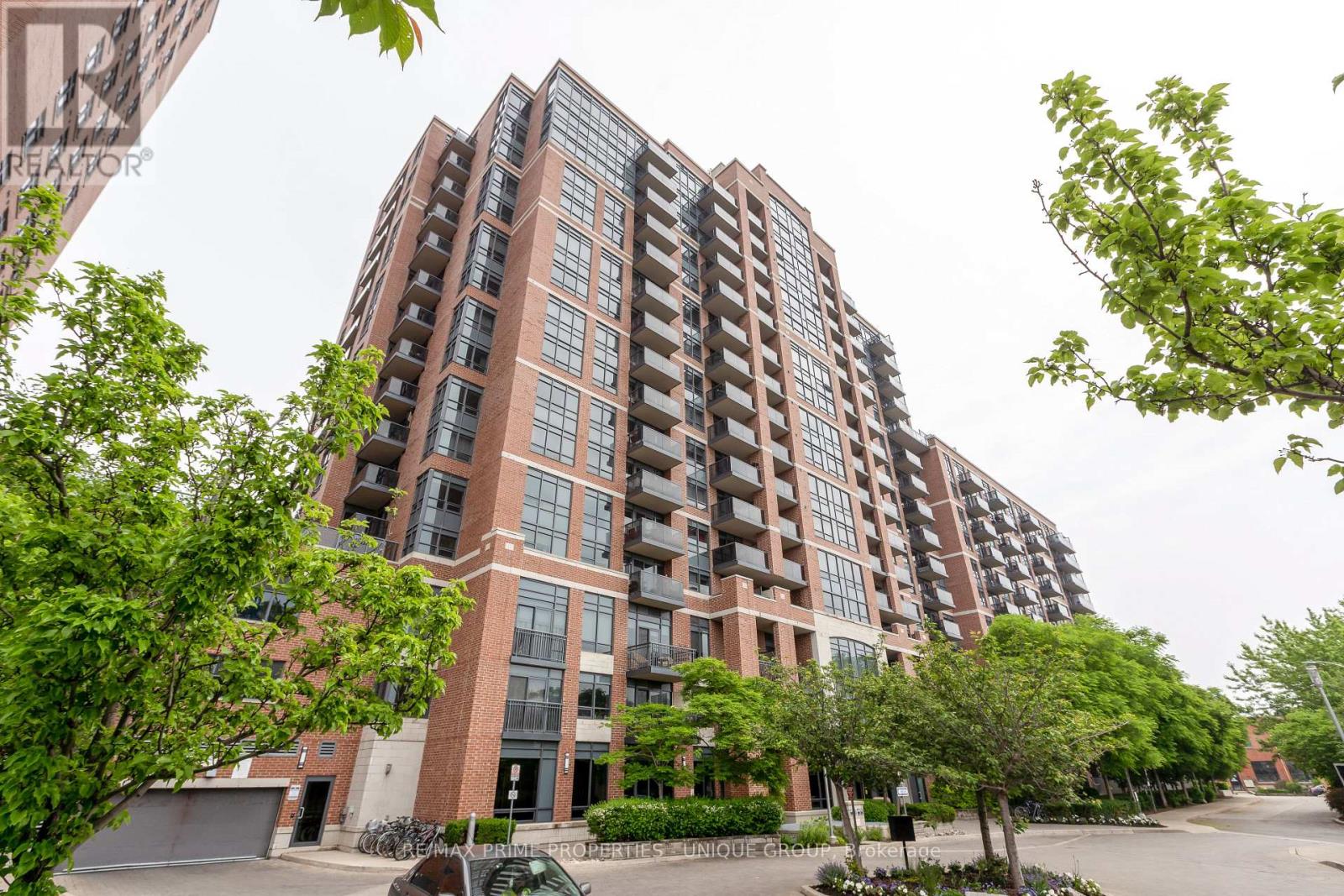 908 - 61 HEINTZMAN STREET, Toronto, Ontario