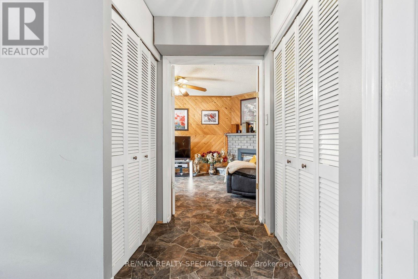 46 Linkdale Road, Brampton, Ontario  L6V 2Y6 - Photo 15 - W13437594