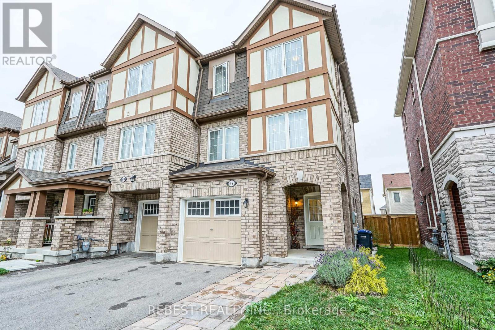 67 BANNISTER CRESCENT, Brampton, Ontario