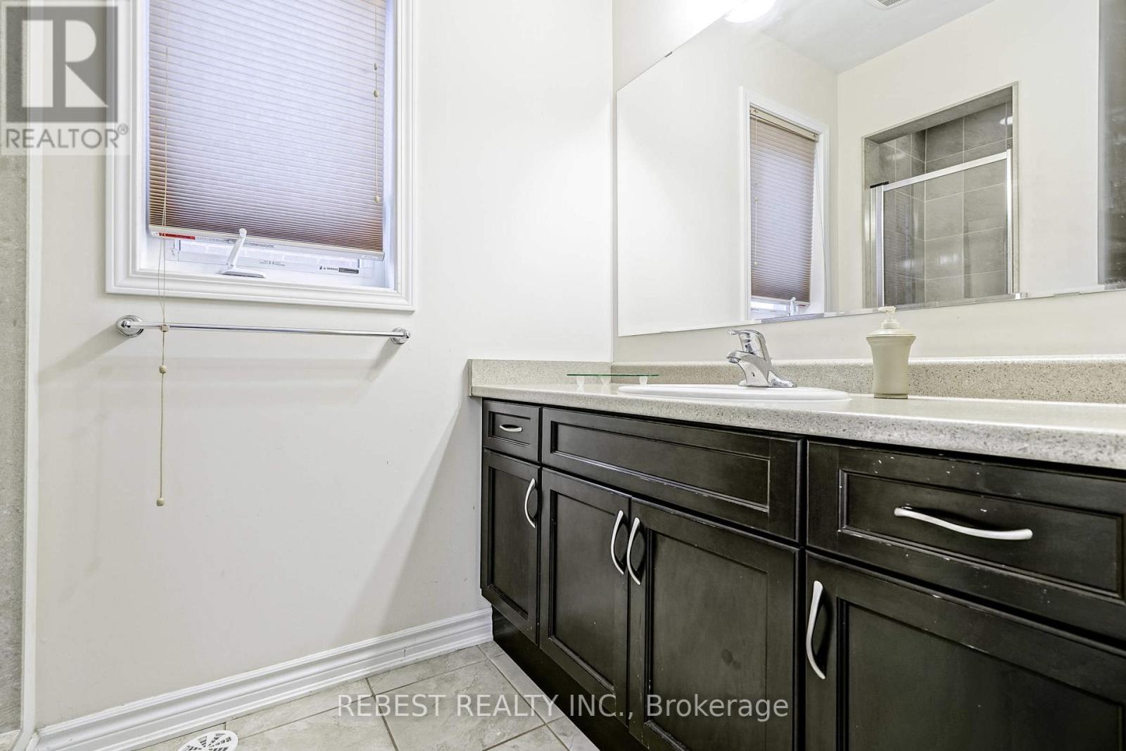 67 Bannister Crescent, Brampton, Ontario  L7A 4H4 - Photo 9 - W13437612