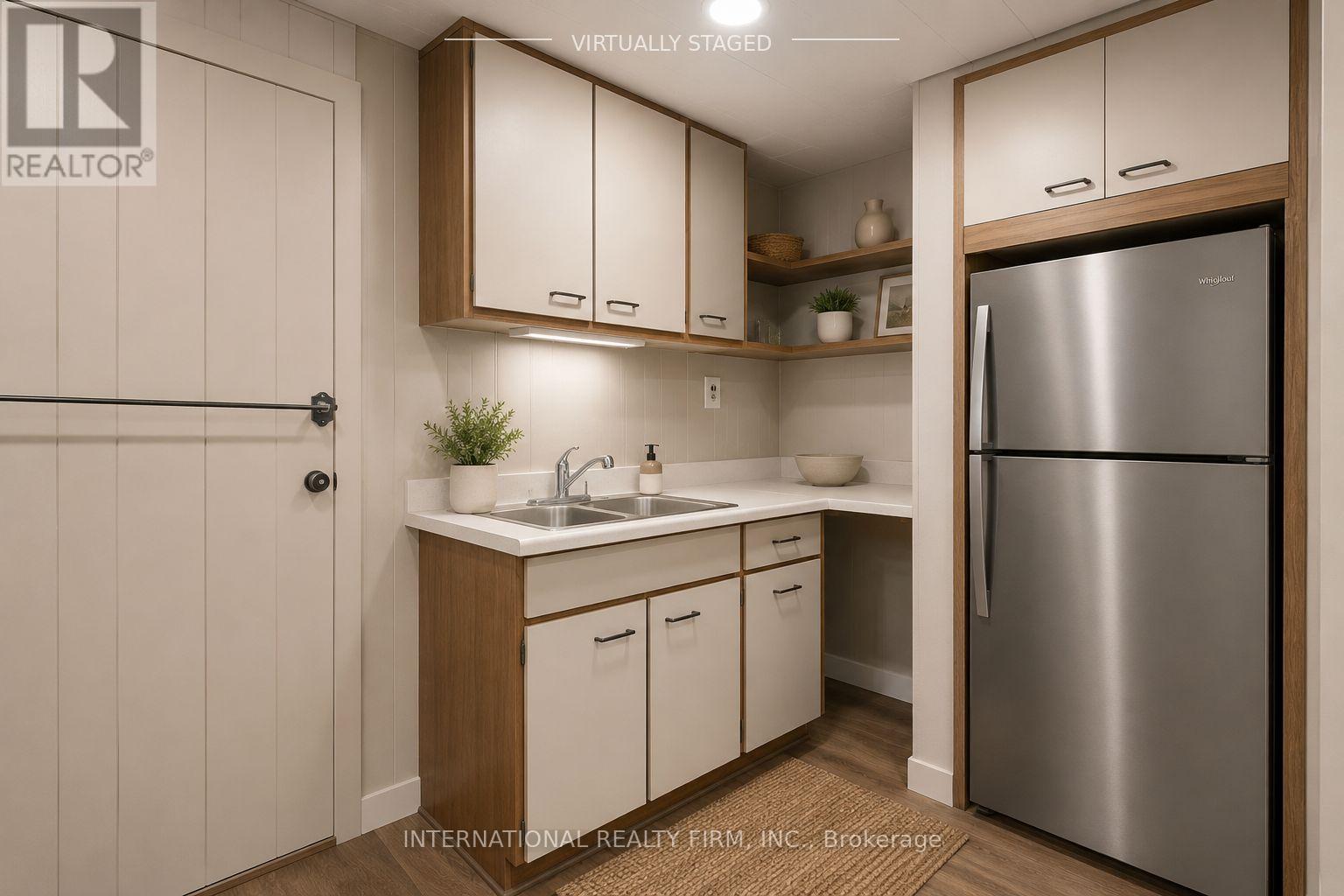 33 Kendleton Drive, Toronto, Ontario  M9V 1T9 - Photo 32 - W13437674