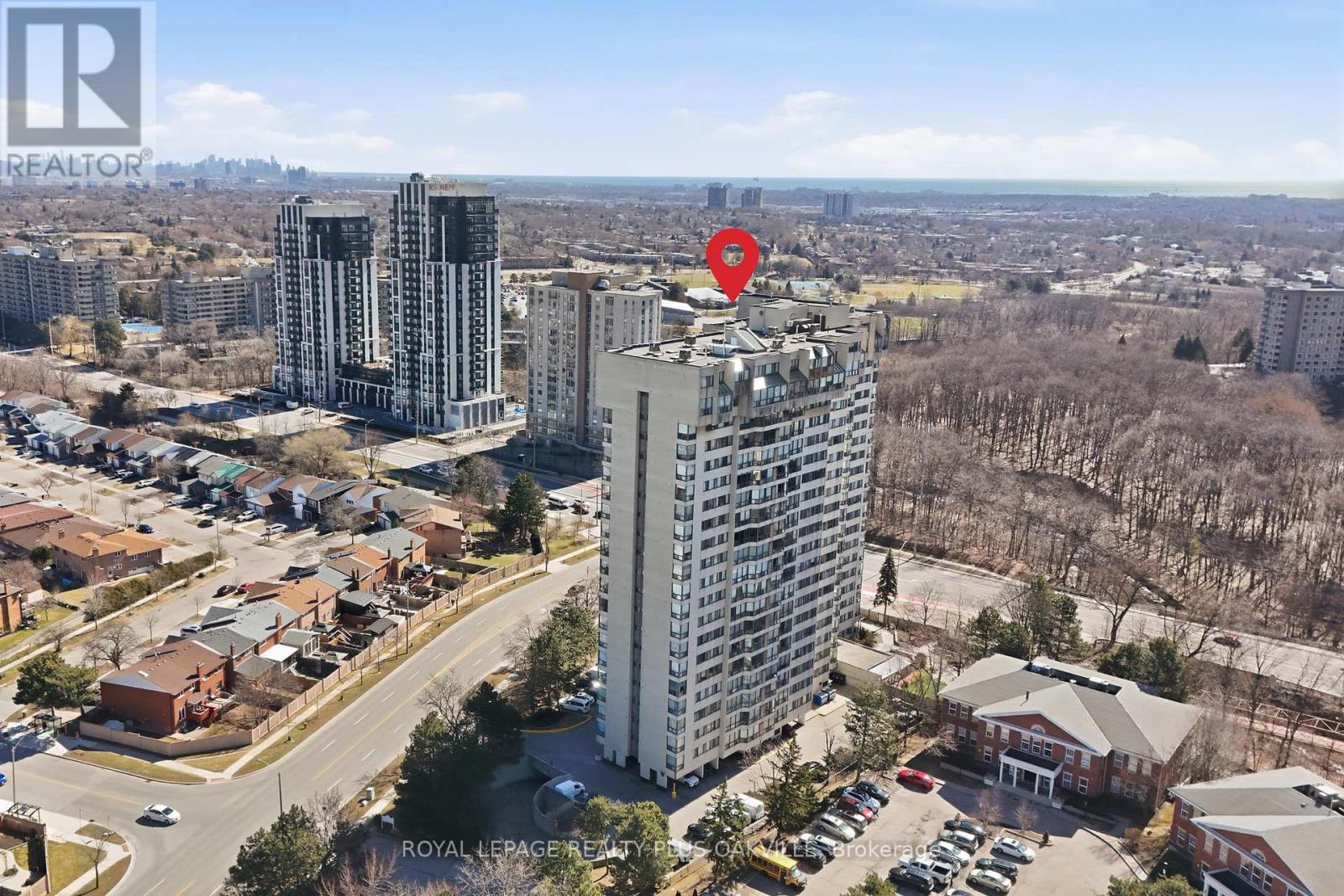 808 - 200 ROBERT SPECK PARKWAY, Mississauga, Ontario