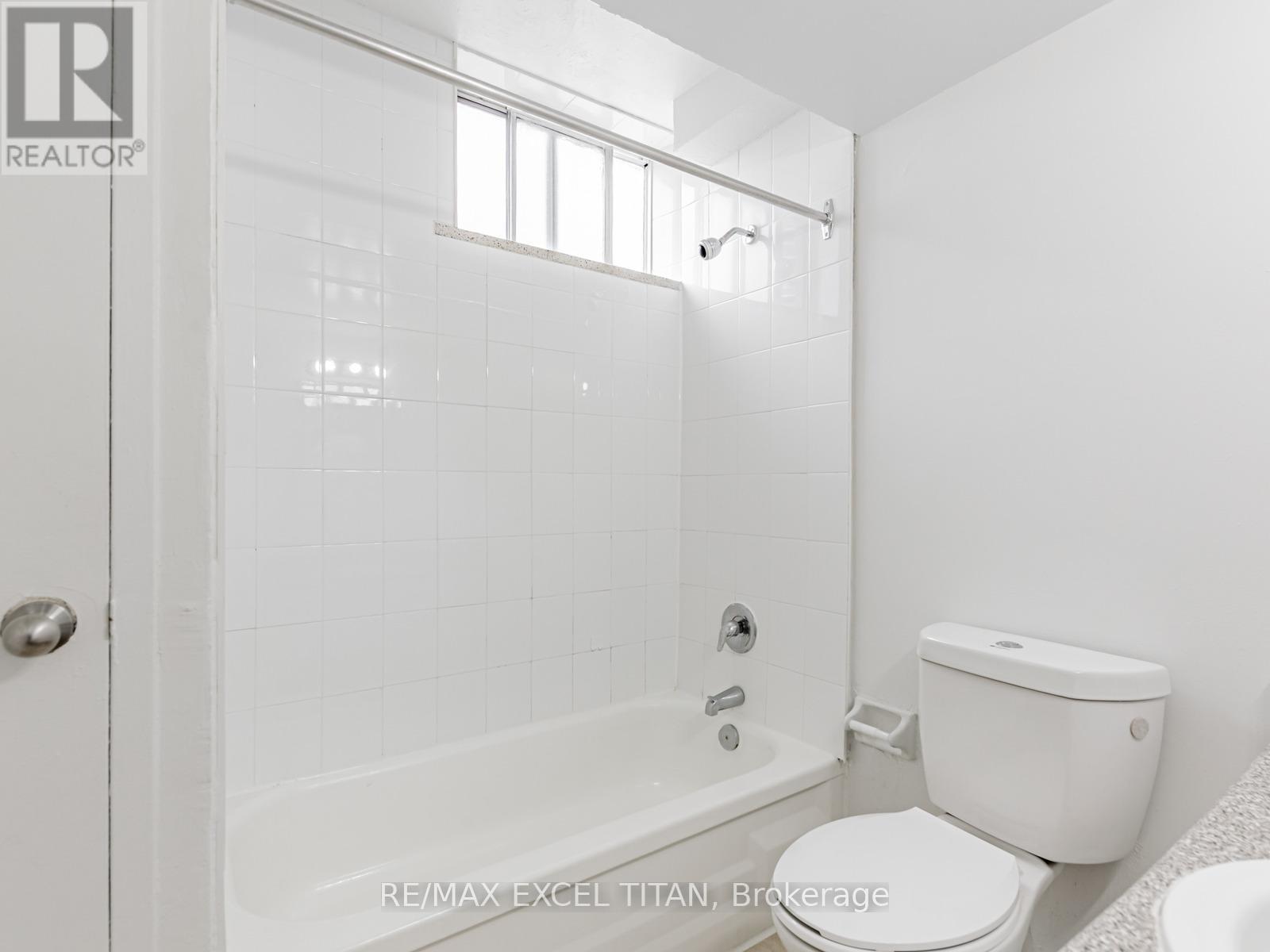 308 - 2255 Weston Road, Toronto, Ontario  M9N 1Y5 - Photo 18 - W13433760