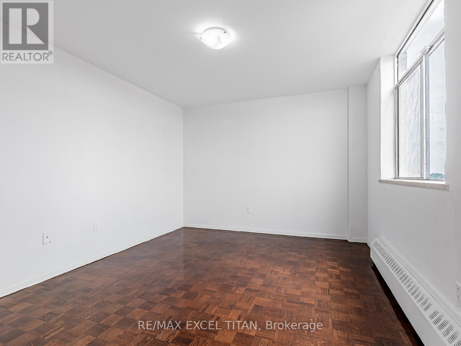 308 - 2255 Weston Road, Toronto, Ontario  M9N 1Y5 - Photo 2 - W13433760