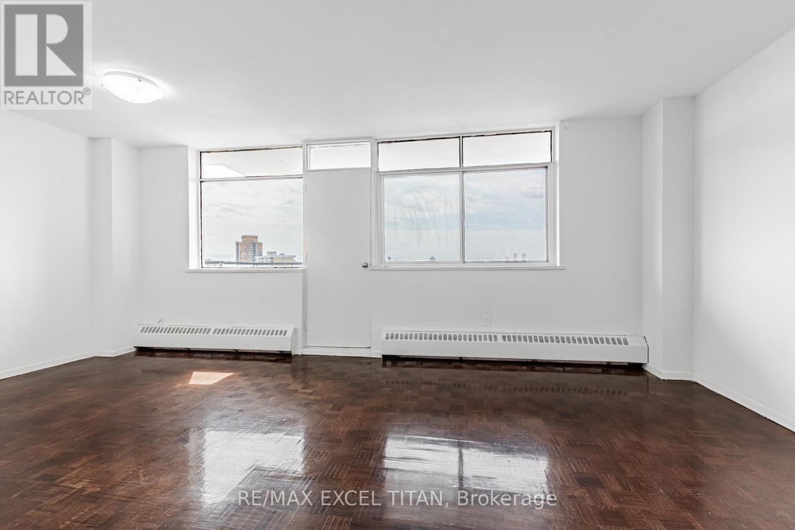 B101 - 2255 Weston Road, Toronto, Ontario  M9N 1Y5 - Photo 2 - W13175690