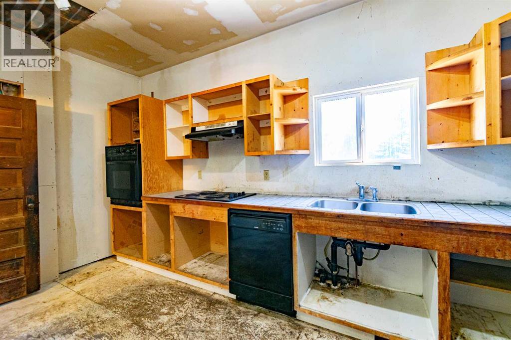 5107 52 Street, Mirror, Alberta  T0B 3C0 - Photo 12 - A2319353