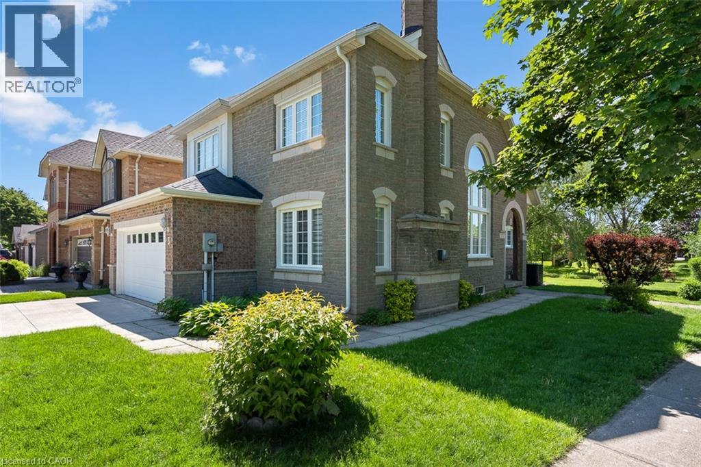 3 Madison Court, Welland, Ontario  L3C 7G3 - Photo 2 - 40837370