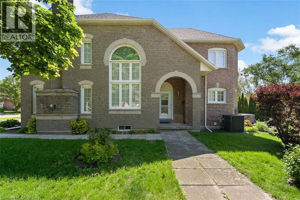 3 Madison Court, Welland, Ontario  L3C 7G3 - Photo 3 - 40837370