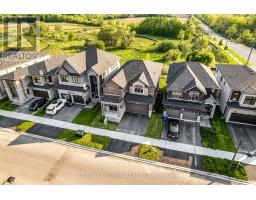 330 GILLESPIE DRIVE, Brantford, Ontario