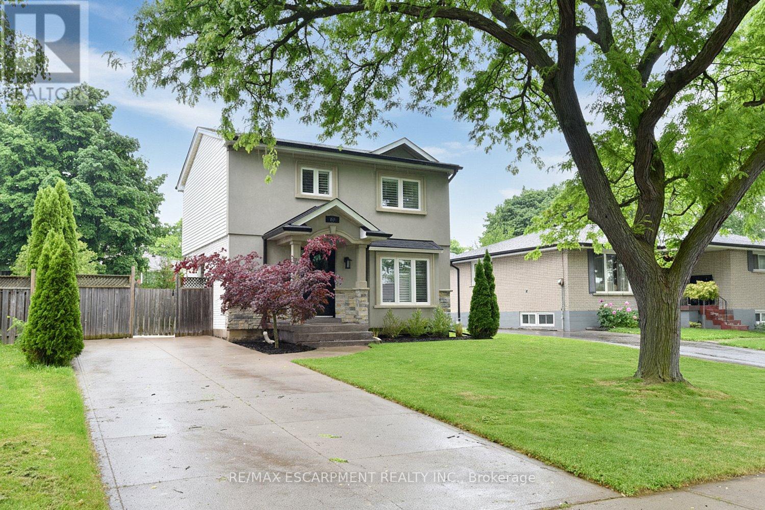 26 KIRKLAND AVENUE, Hamilton, Ontario