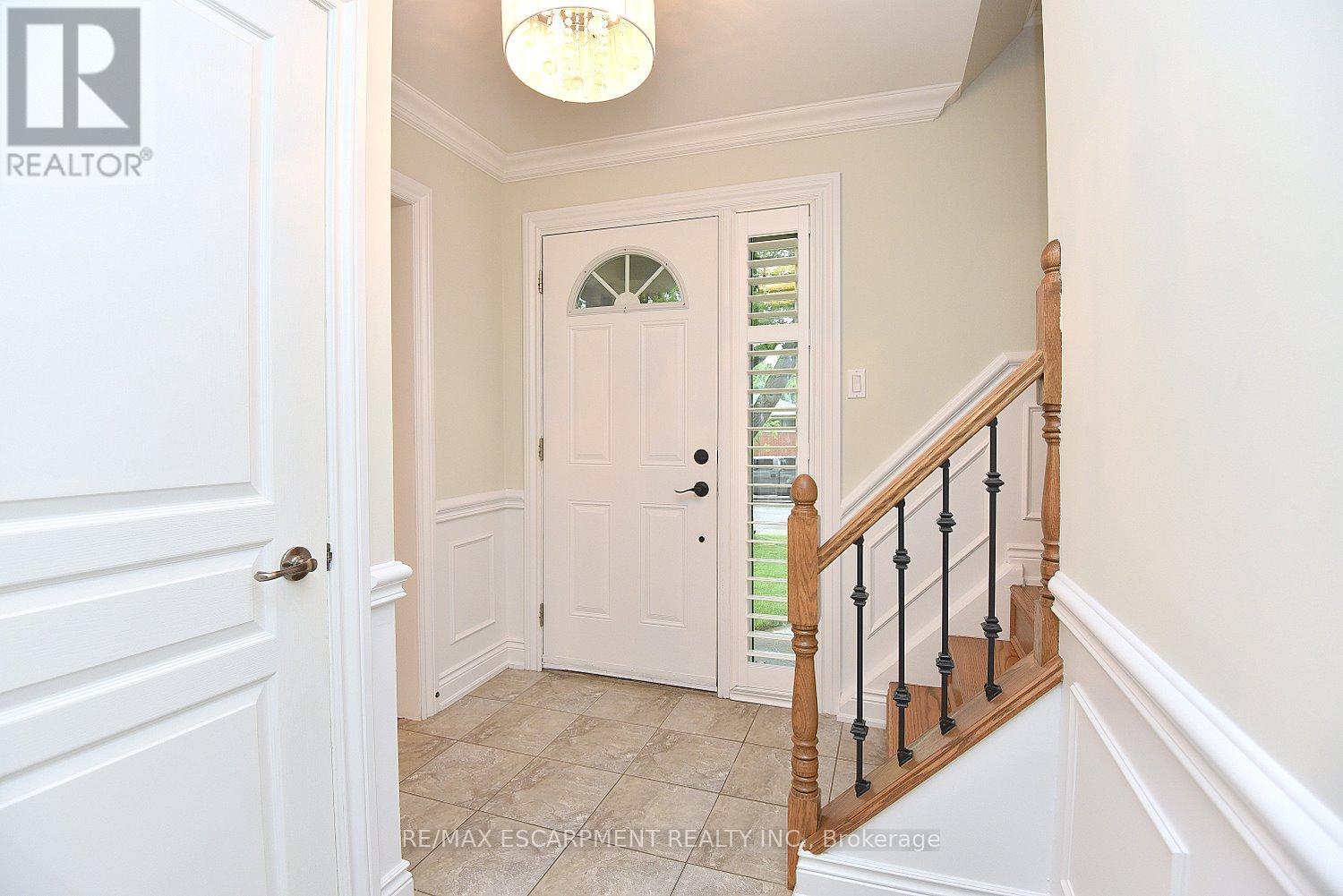 26 Kirkland Avenue, Hamilton, Ontario  L8V 3V9 - Photo 7 - X13437508