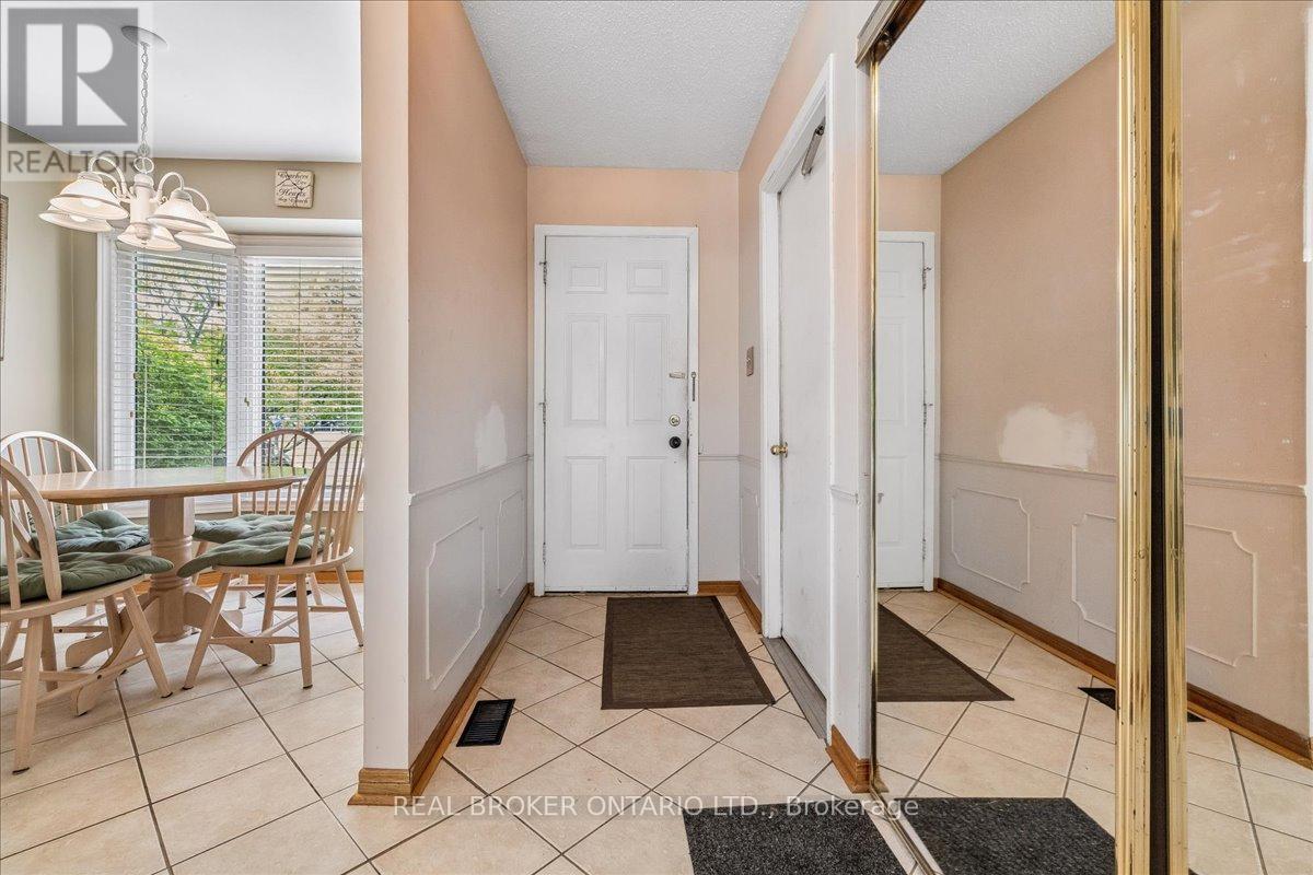 36 Braeheid Avenue, Hamilton, Ontario  L8B 0C5 - Photo 3 - X13437788