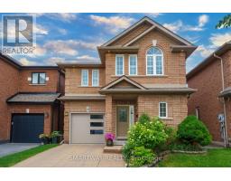 42 PEACHWOOD CRESCENT, Hamilton, Ontario