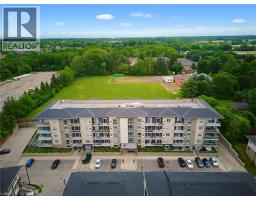 16 MARKLE Crescent Unit# 513, ancaster, Ontario
