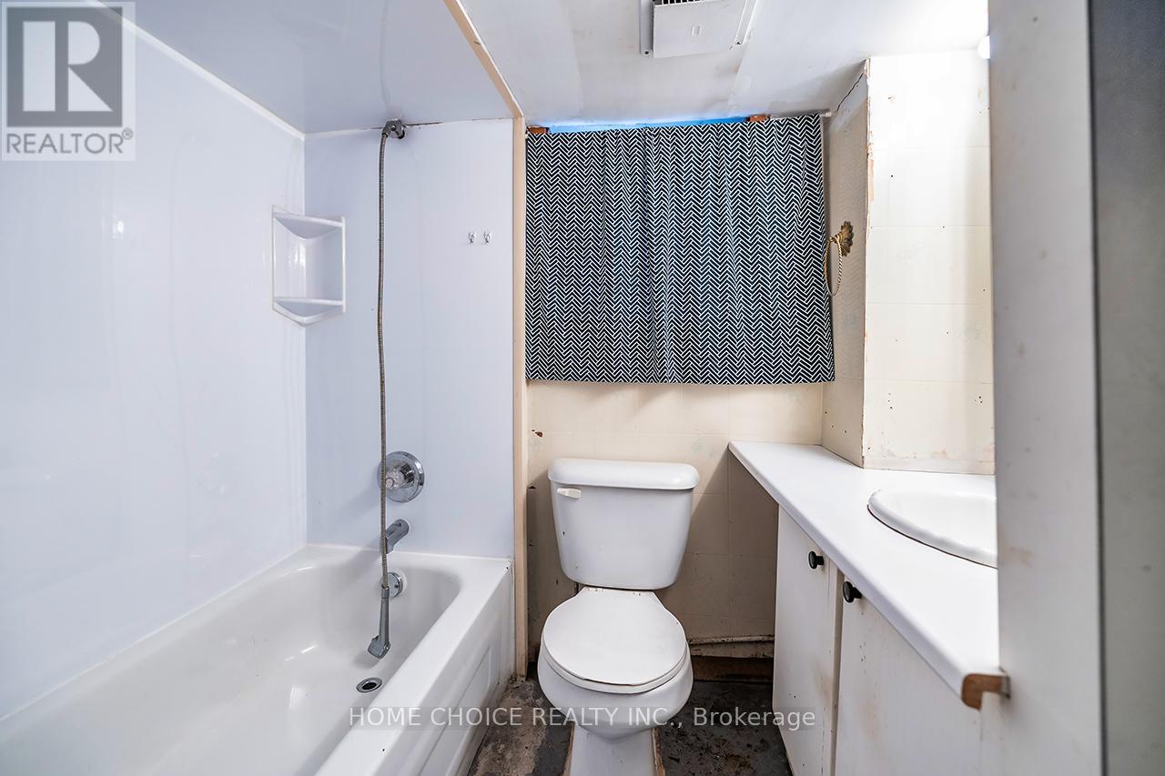 30 Grenfell Street, Oshawa, Ontario  L1J 4V8 - Photo 29 - E13435680