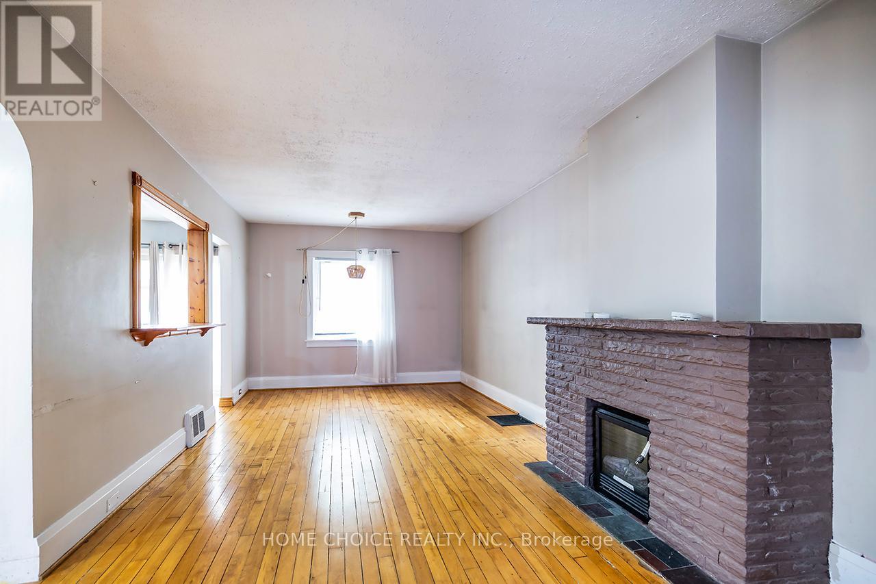 30 Grenfell Street, Oshawa, Ontario  L1J 4V8 - Photo 9 - E13435680