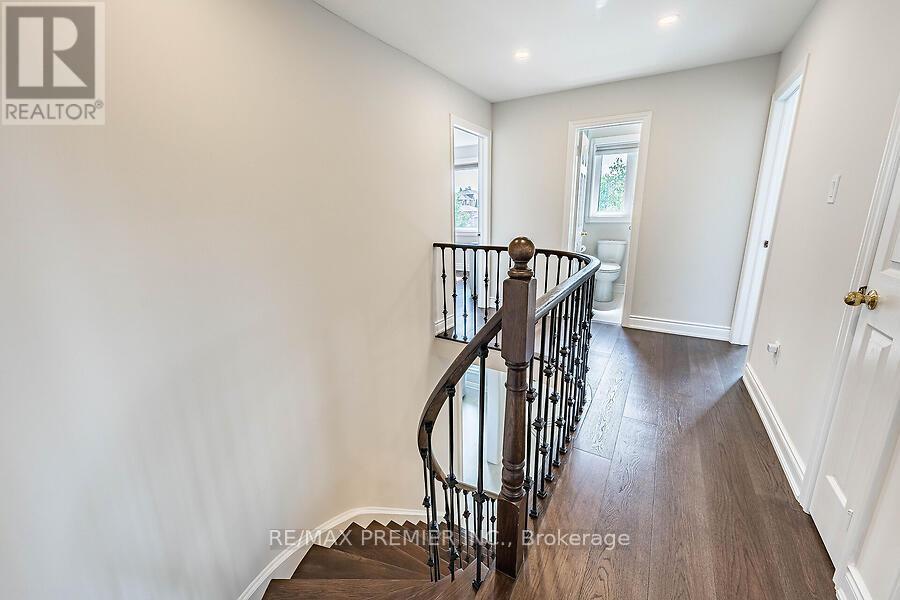 2 Grace Crescent, Barrie, Ontario  L4N 9S7 - Photo 25 - S13436084