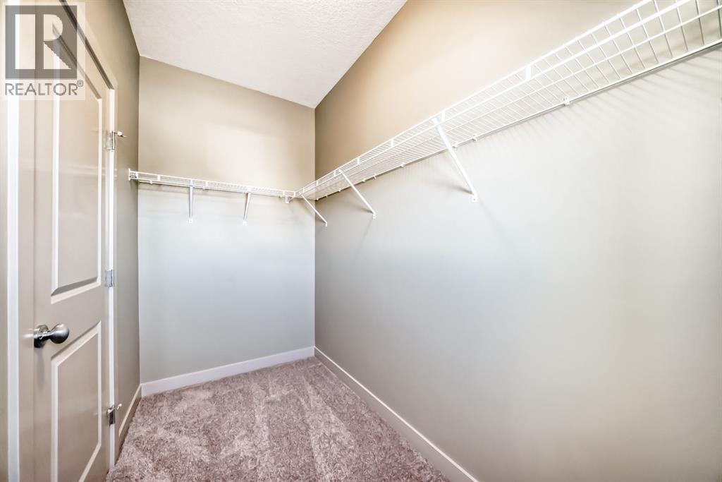 12 Cougar Ridge Landing SW, Calgary, Alberta  T3H 0X8 - Photo 36 - A2277045