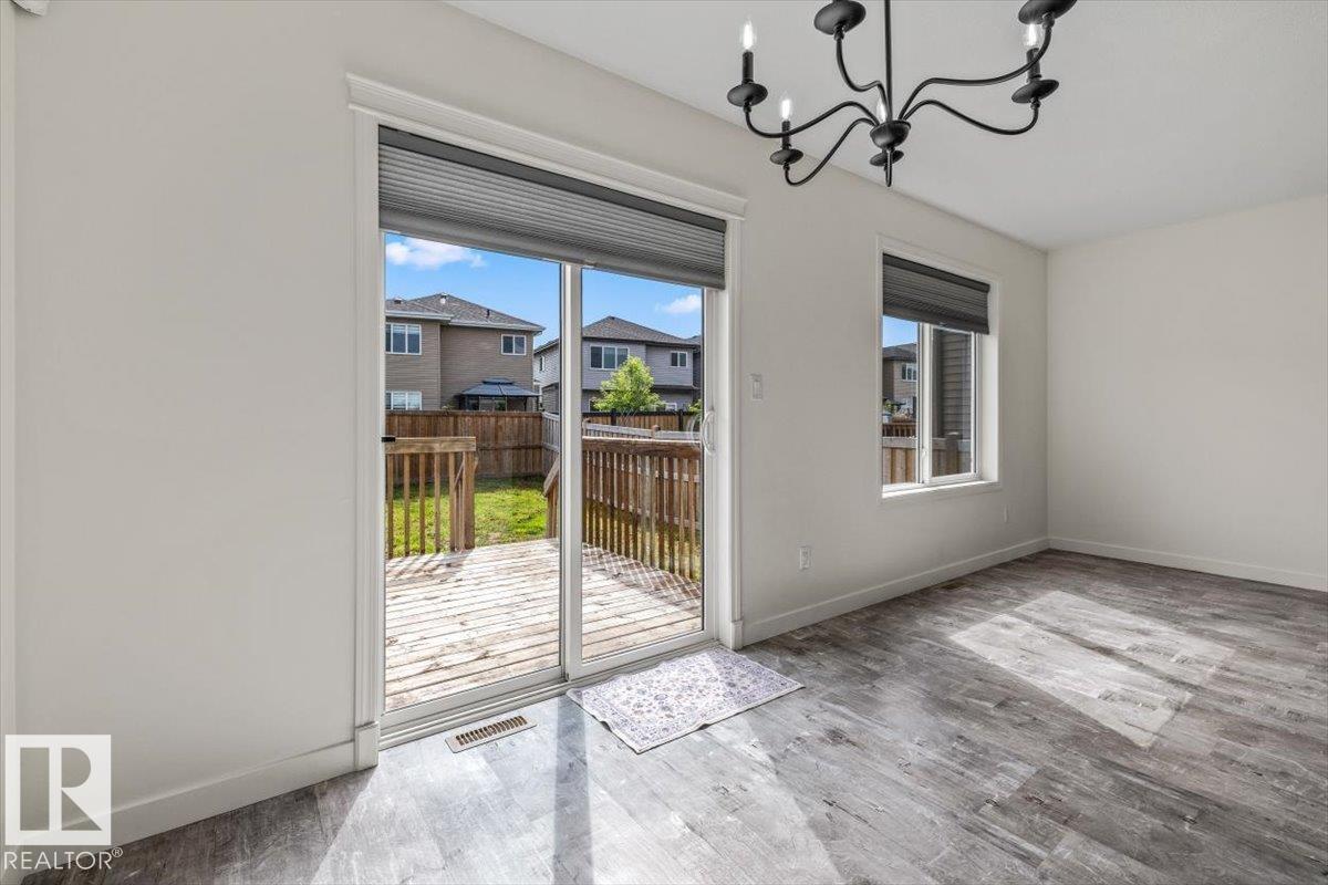 17703 65 St NW NW, Edmonton, Alberta  T5Y 3Y3 - Photo 8 - E4493321