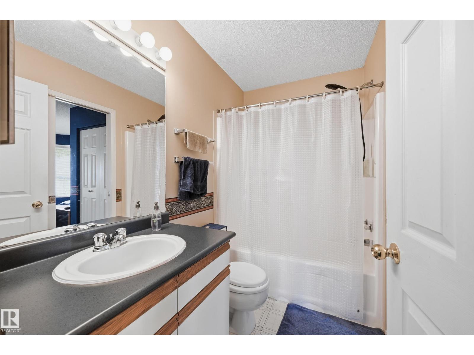 2050 Tanner Wd NW, Edmonton, Alberta  T6R 2R4 - Photo 25 - E4493322