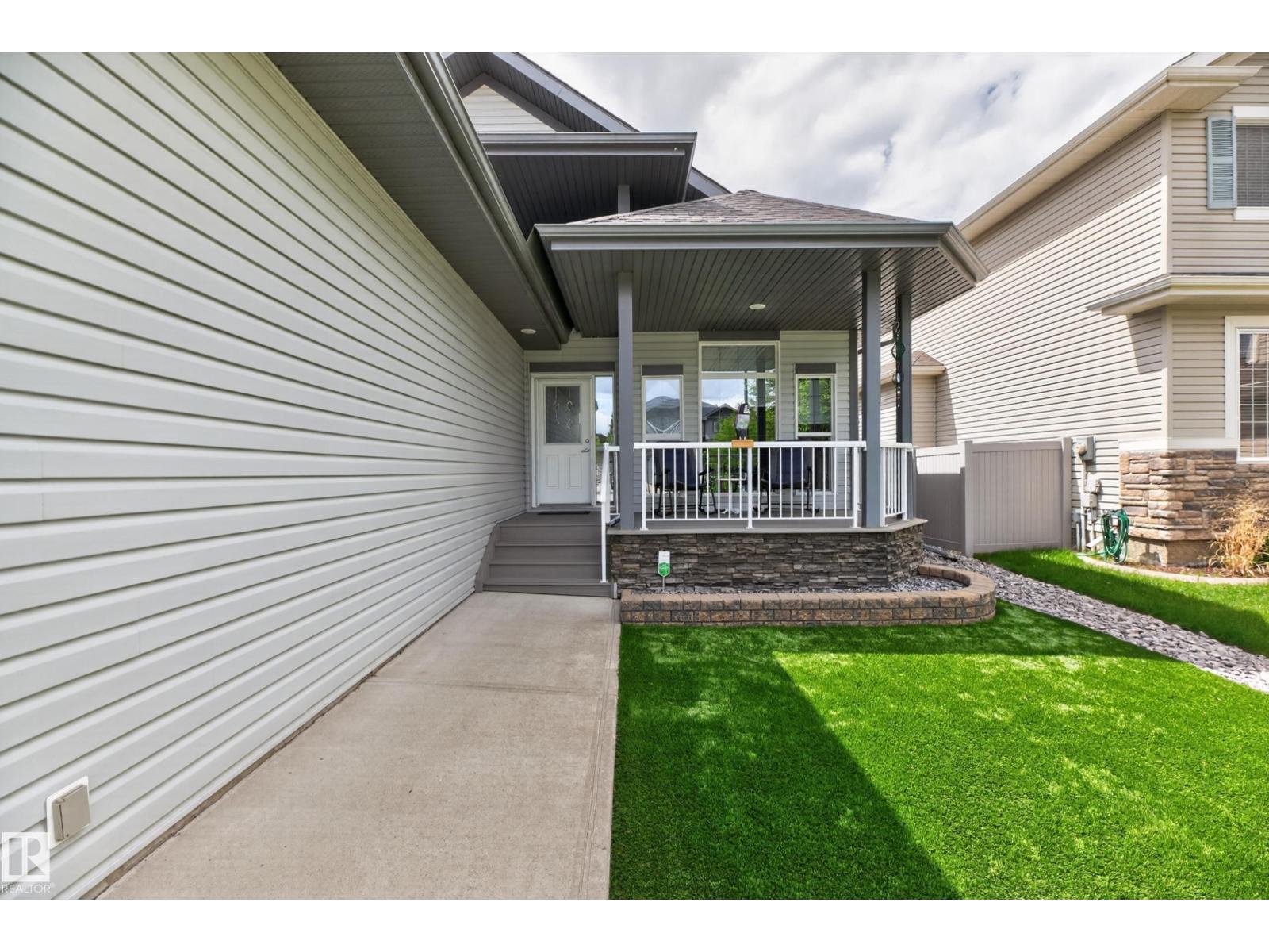 3304 64 St, Beaumont, Alberta  T4X 0G4 - Photo 2 - E4493367