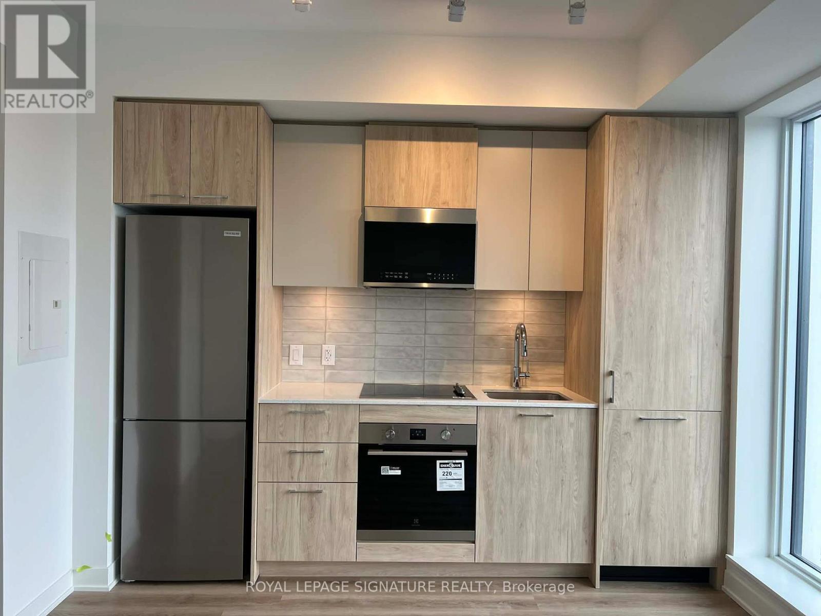 1810 - 10 Oak Street, Toronto, Ontario  M5A 0Z1 - Photo 3 - C13437976