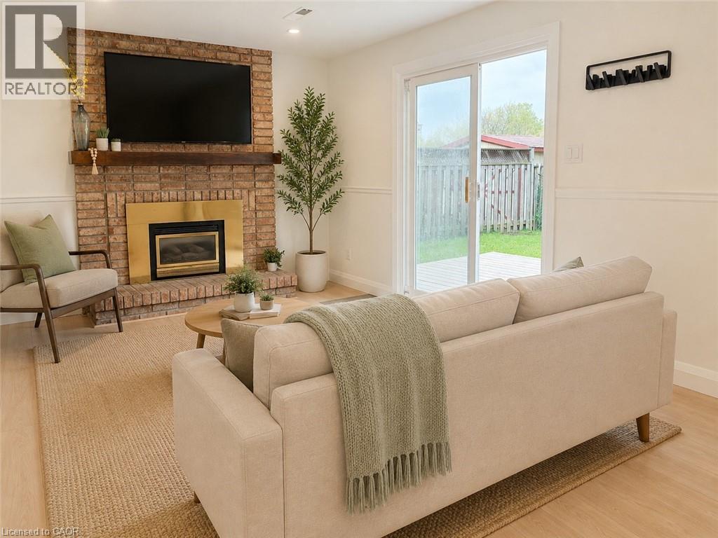 47 Highland Park Drive Unit# 2, Dundas, Ontario  L9H 6G4 - Photo 3 - 40838383