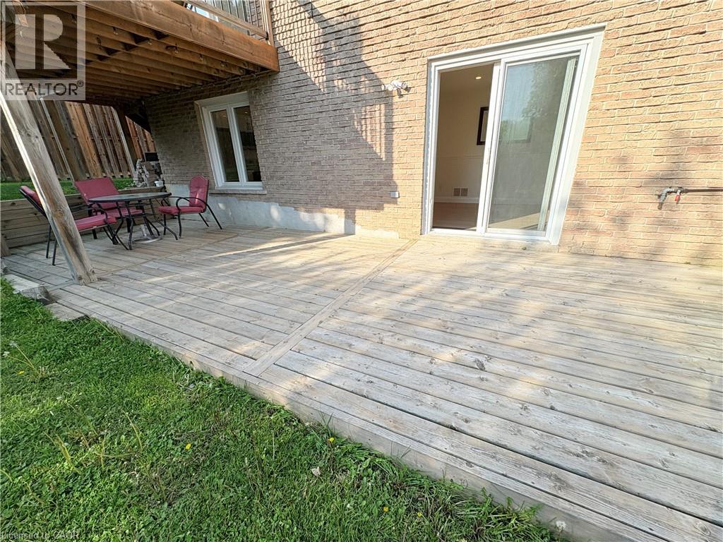 47 Highland Park Drive Unit# 2, Dundas, Ontario  L9H 6G4 - Photo 25 - 40838383