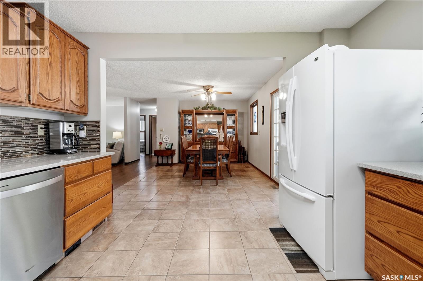 15 Minot Drive, Regina, Saskatchewan S4X 1B5 - Photo 12 - SK039244