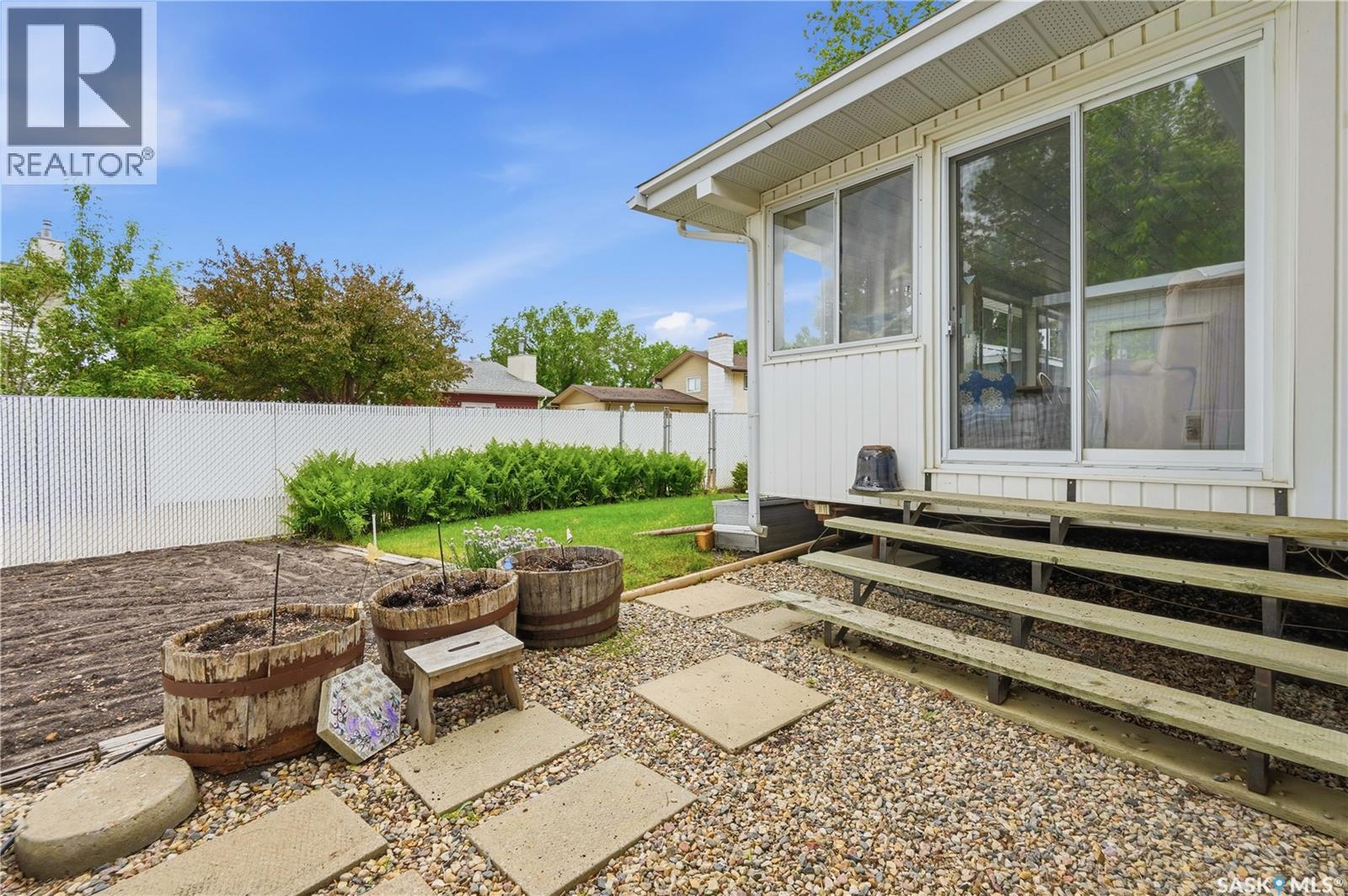 15 Minot Drive, Regina, Saskatchewan S4X 1B5 - Photo 46 - SK039244