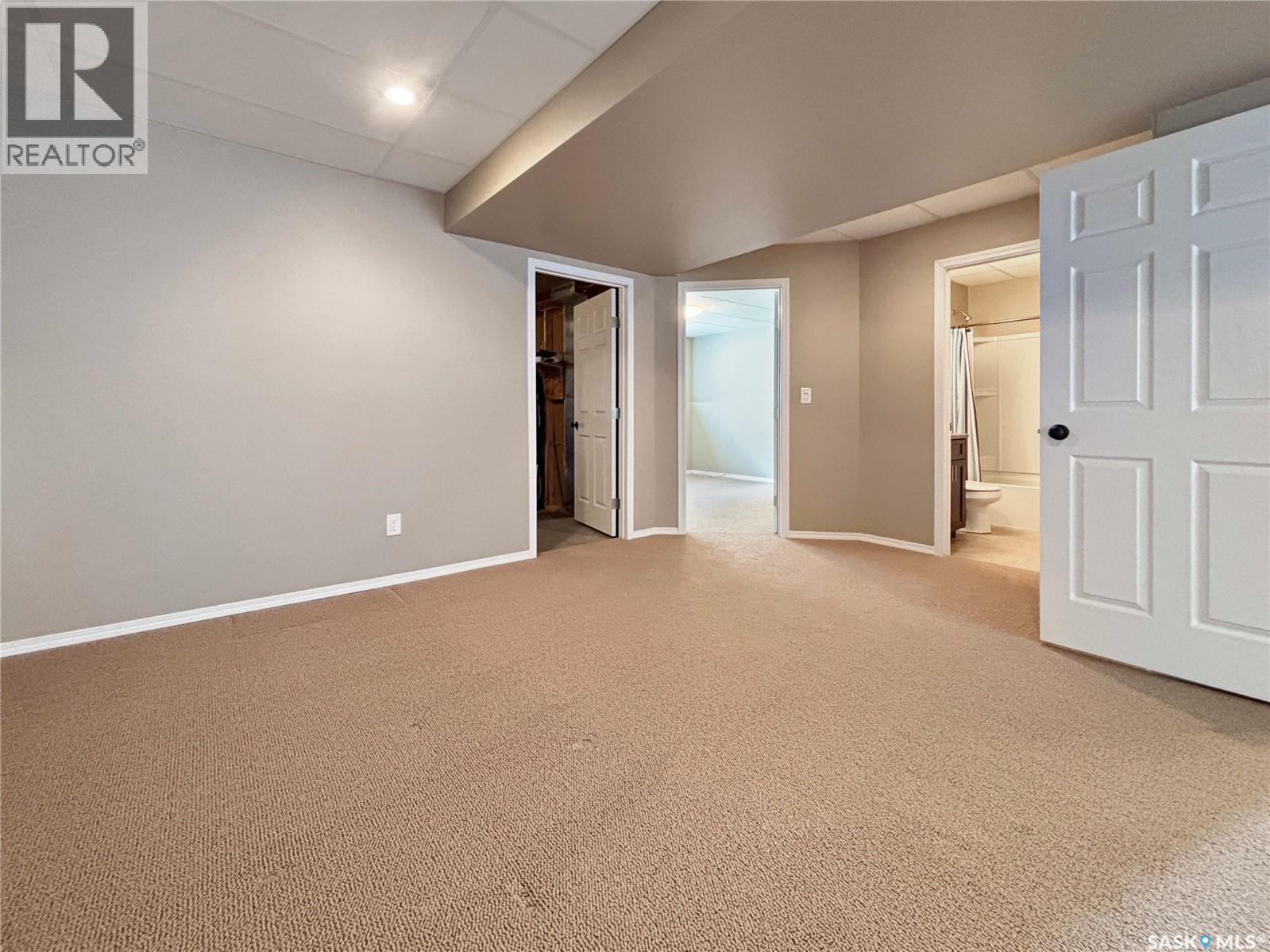 303 Diefenbaker Avenue, Hague, Saskatchewan  S0K 1X0 - Photo 25 - SK039223