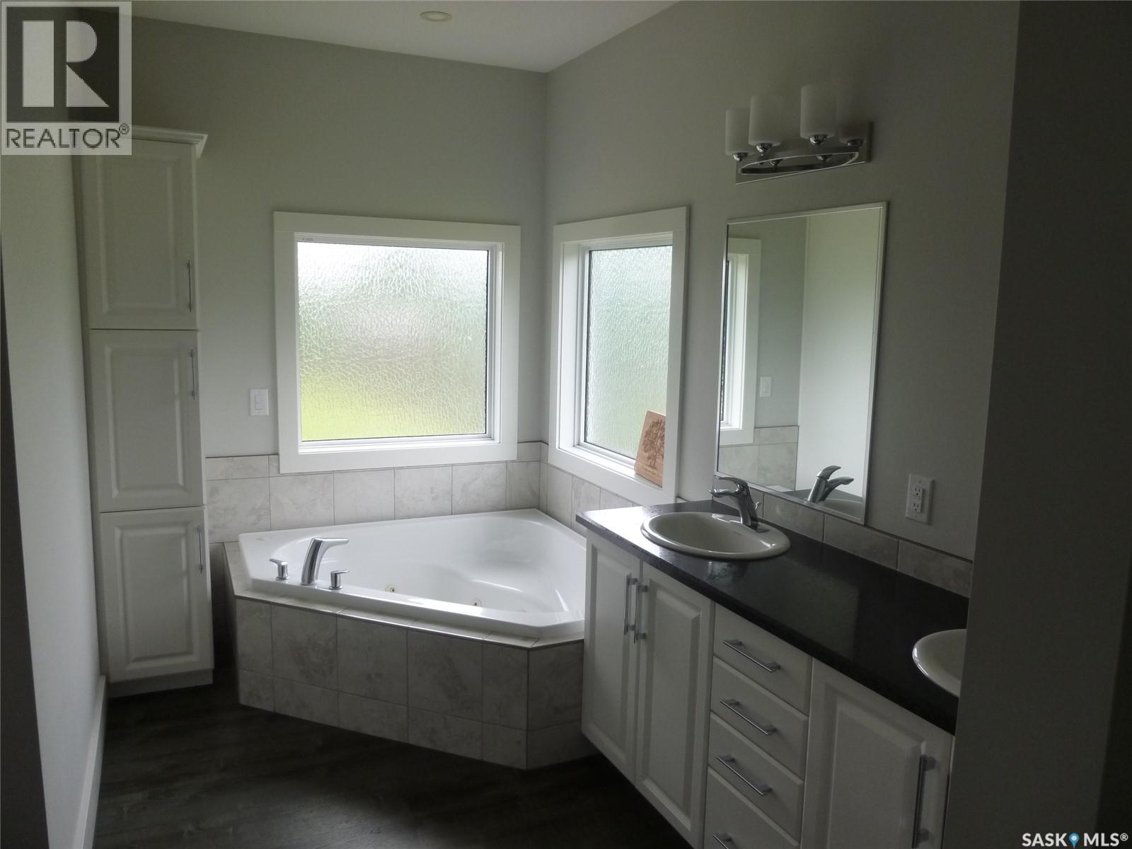 Ell Acreage, Edenwold, Saskatchewan  S0G 3Z0 - Photo 11 - SK039160