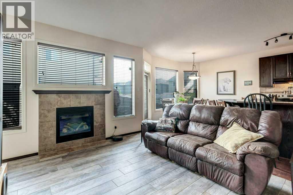 265 Brightonwoods Gardens SE, Calgary, Alberta  T2Z 0T4 - Photo 6 - A2316145