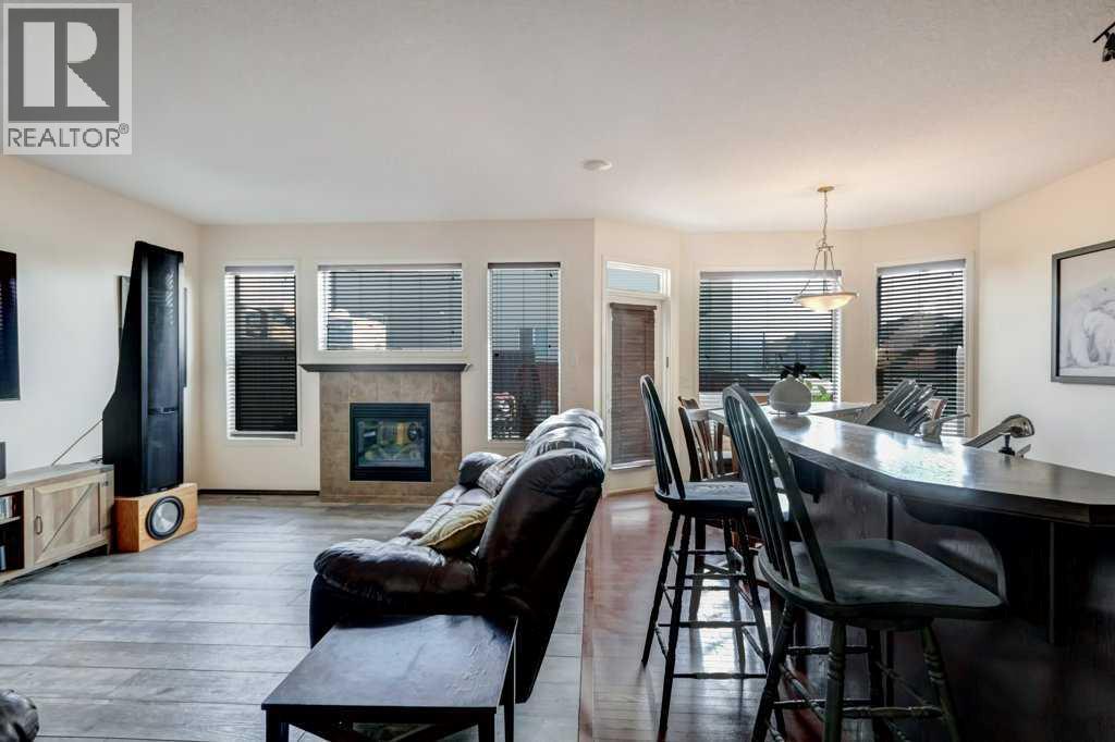 265 Brightonwoods Gardens SE, Calgary, Alberta  T2Z 0T4 - Photo 4 - A2316145