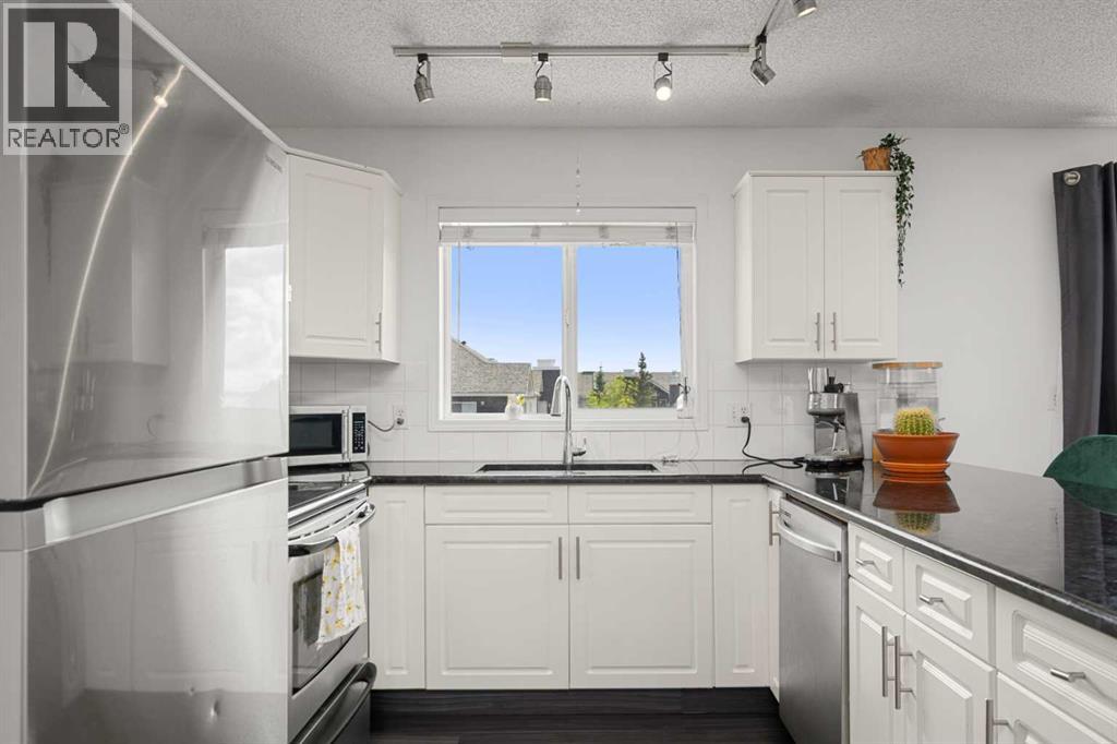 404, 20 Sierra Morena Mews SW, Calgary, Alberta  T3H 3K6 - Photo 8 - A2320193