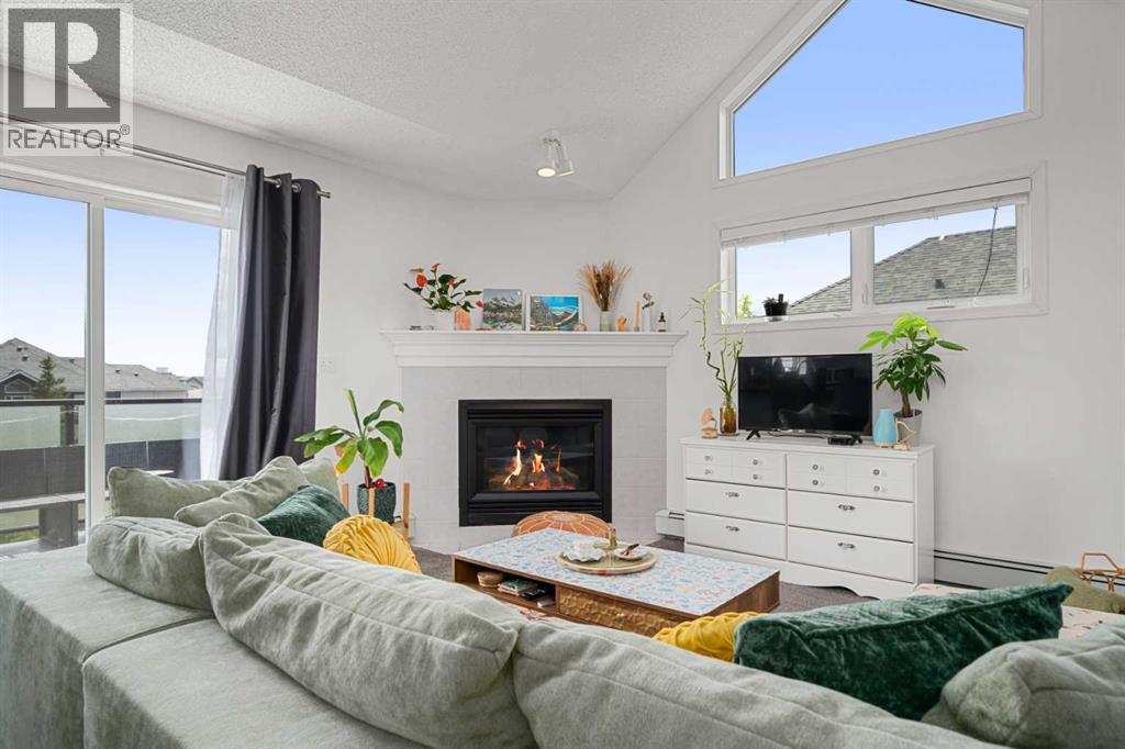 404, 20 Sierra Morena Mews SW, Calgary, Alberta  T3H 3K6 - Photo 1 - A2320193