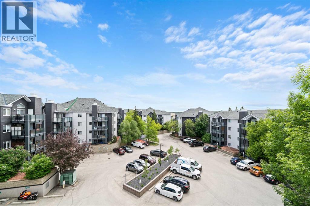 404, 20 Sierra Morena Mews SW, Calgary, Alberta  T3H 3K6 - Photo 4 - A2320193