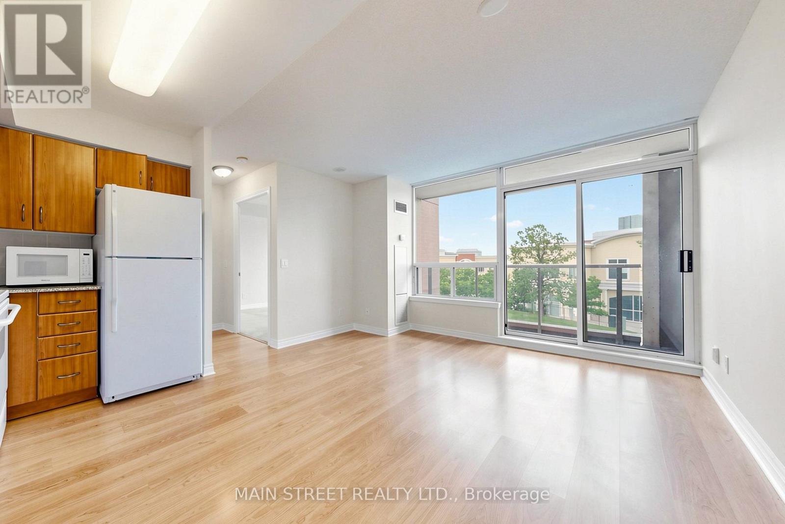 317 - 50 Disera Drive, Vaughan (Beverley Glen), Ontario  L4J 9E9 - Photo 11 - N13437838